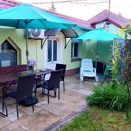 Hostel Pascalis Alesd Экстерьер фото