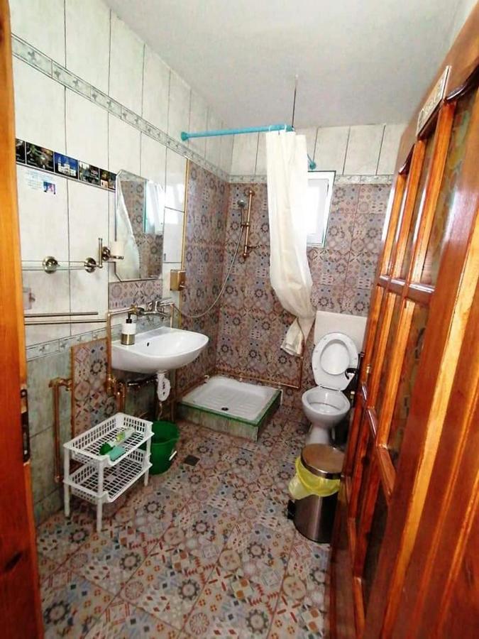 Hostel Pascalis Alesd Экстерьер фото