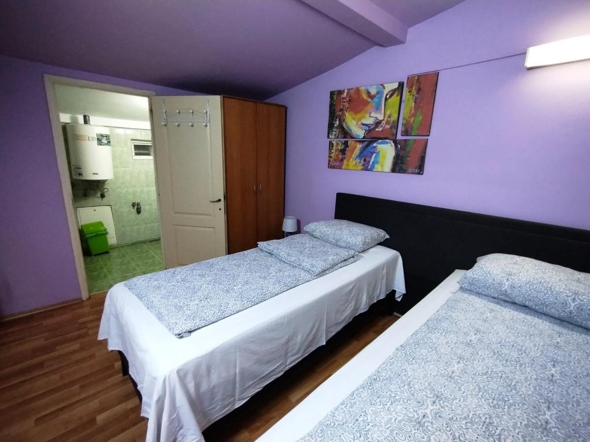 Hostel Pascalis Alesd Экстерьер фото
